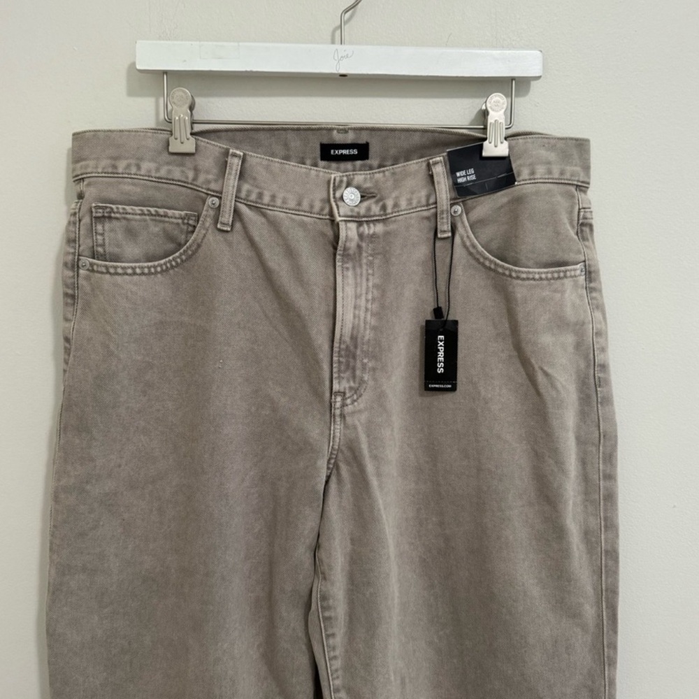 Express NWT High Rise Wide Leg Jeans - Picture 5 of 6